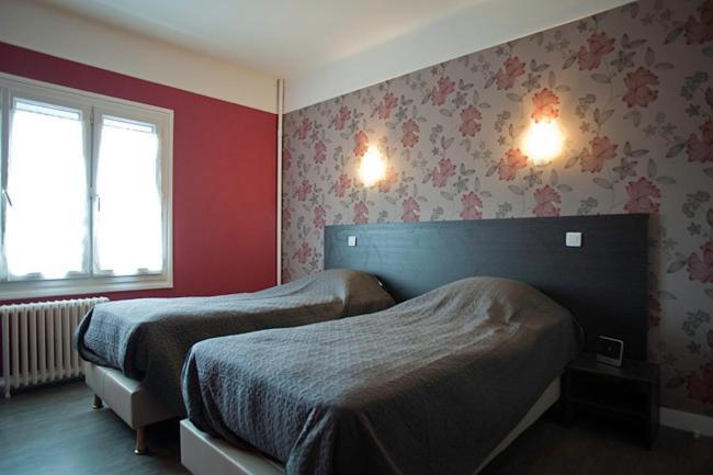 Logis Le Chêne Doré La Loupe Chambre photo